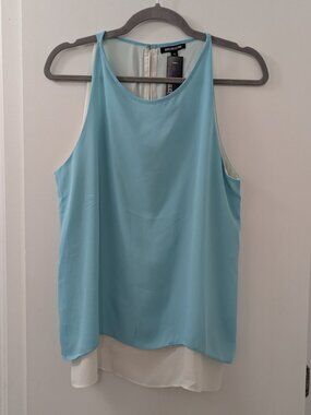 Alice Collection Sleeveless Light Blue & White Layered Blouse With Back Zipper -